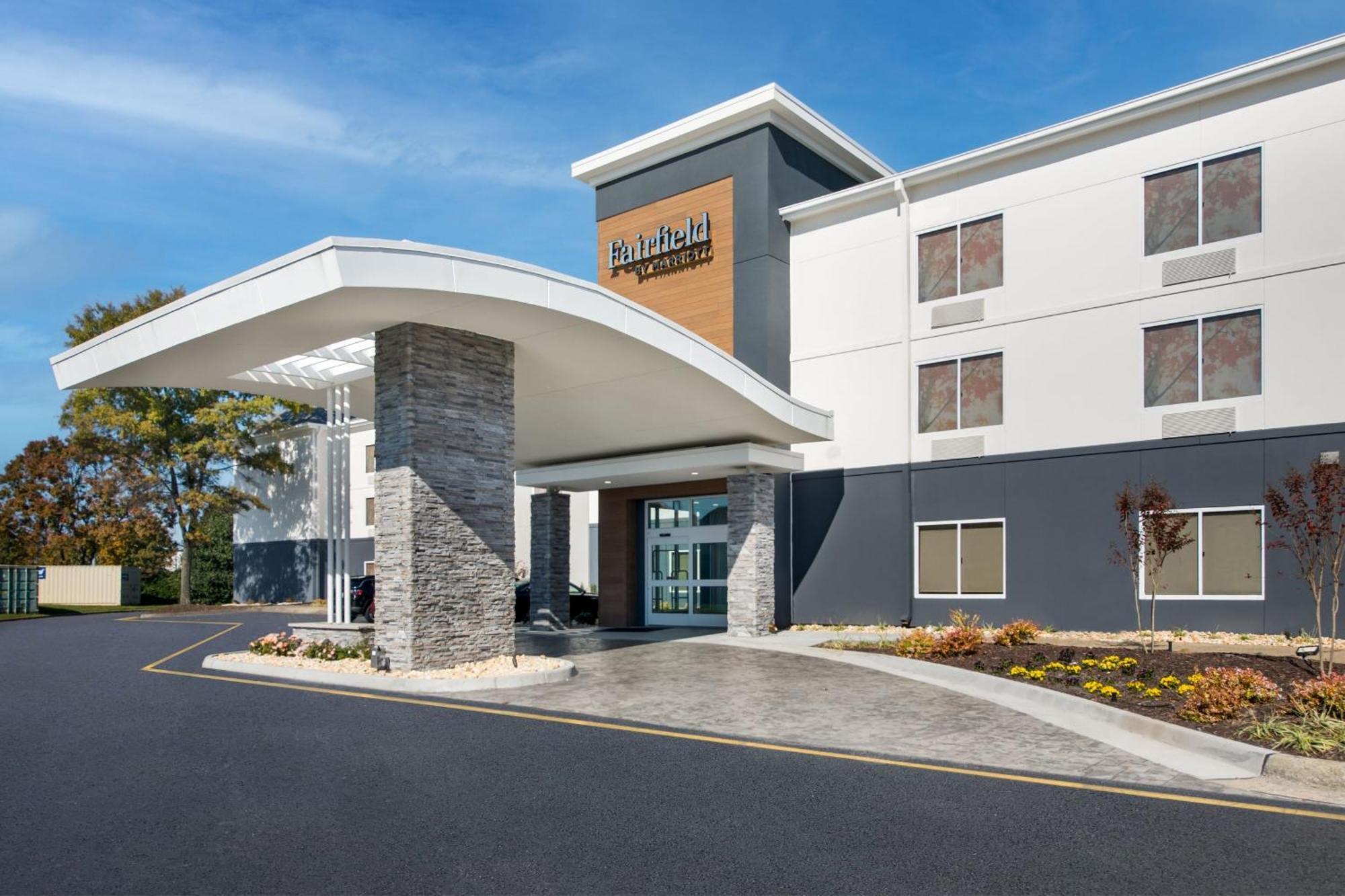 Fairfield By Marriott Chesapeake Hotel Exterior photo